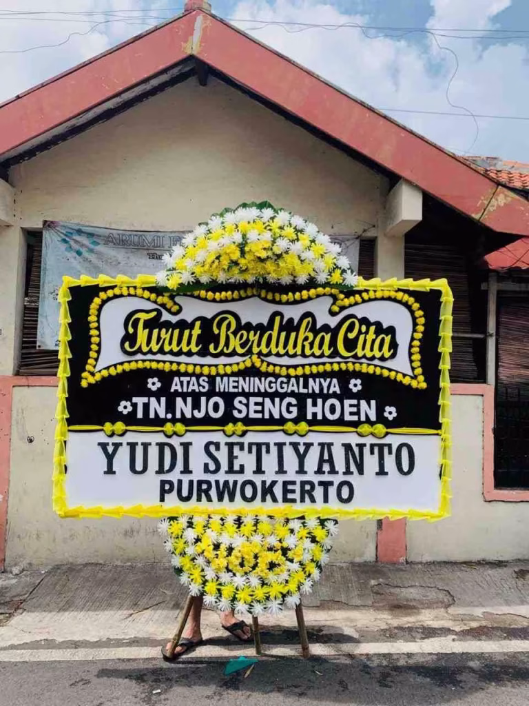 Bunga papan ucapan selamat dan duka cita di daerah Petamburan Jakarta Barat